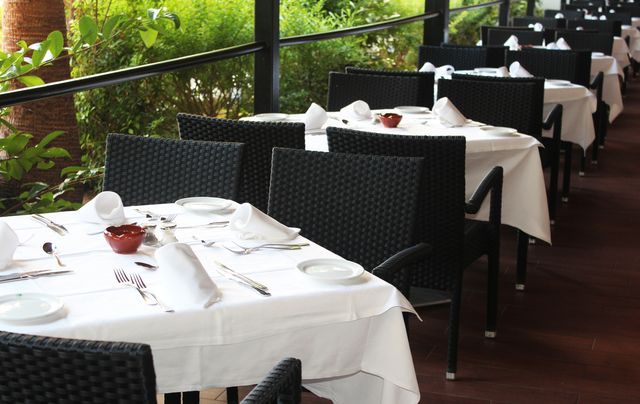 Care tips for centerpiece cloths - napperons