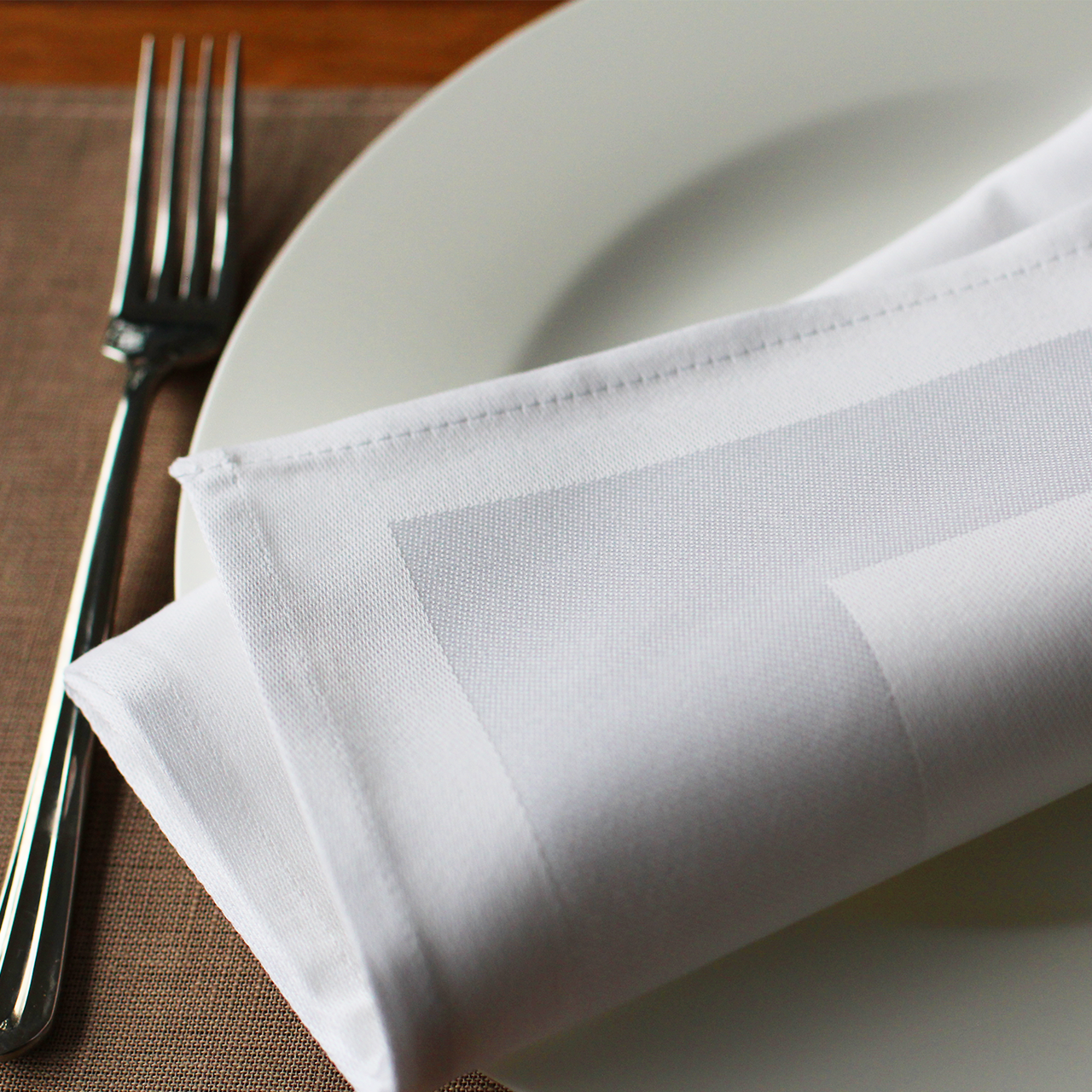 Stoffservietten mit Atlasstreifen 40x40